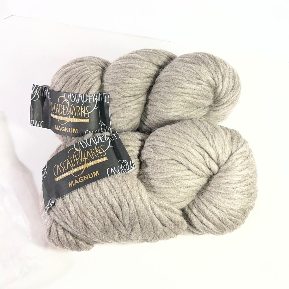 Cascade Yarns Magnum Peruvian Highland Wool x 2‎ Yanks Doeskin Heather 8012 NIP